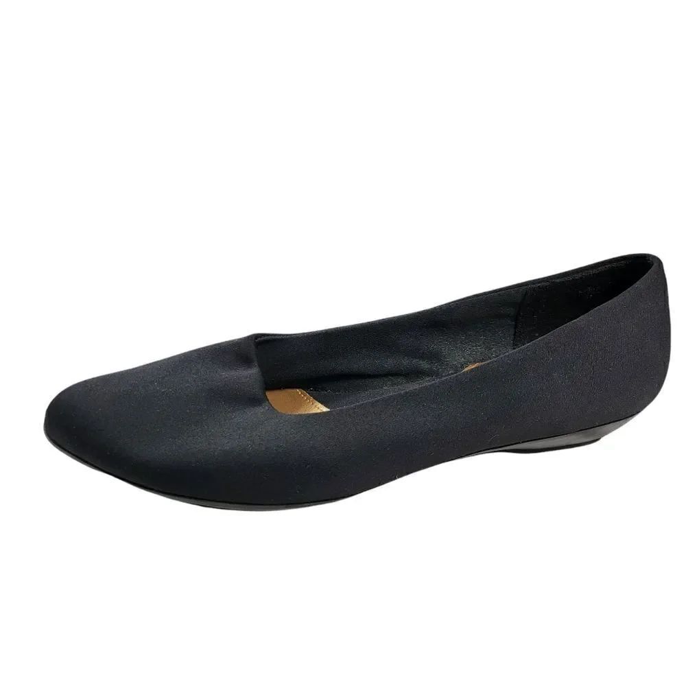 Predictions flats black micro fiber slip on Loafers shoes size 8.5